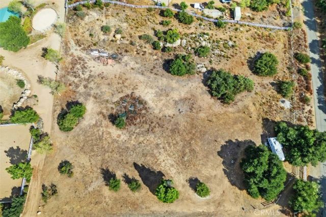 2 S. Main Divide, Lake Elsinore, CA 92530