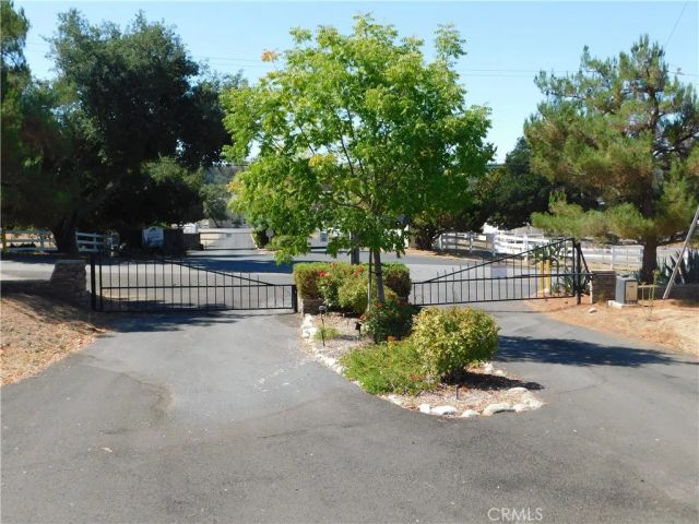 2 S. Main Divide, Lake Elsinore, CA 92530