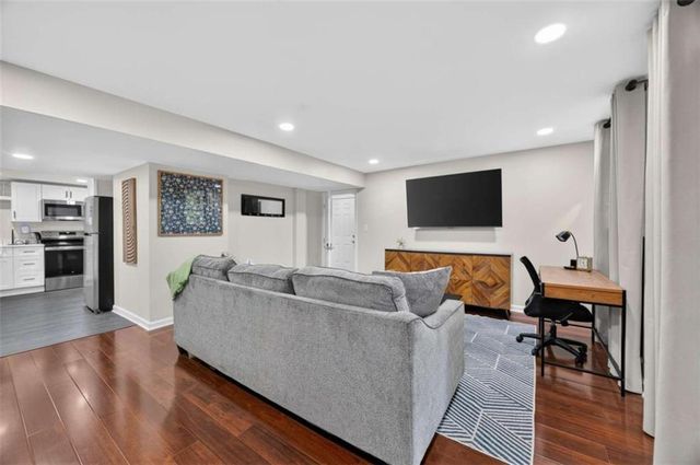 4421 Buckingham Circle, Decatur, GA 30035