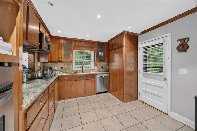 4421 Buckingham Circle, Decatur, GA 30035