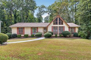 4421 Buckingham Circle, Decatur, GA 30035