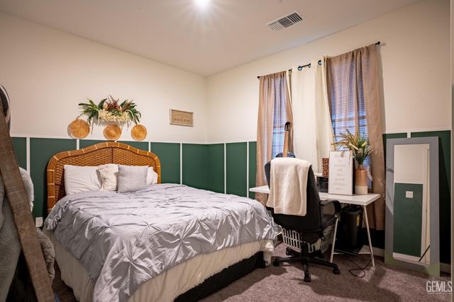 7903 Bandelier Drive, Bakersfield, CA 93313