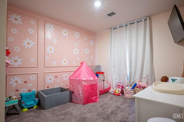 7903 Bandelier Drive, Bakersfield, CA 93313
