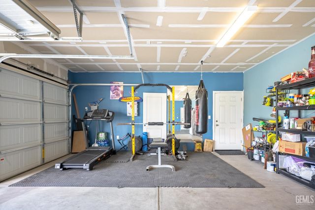 7903 Bandelier Drive, Bakersfield, CA 93313