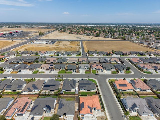 7903 Bandelier Drive, Bakersfield, CA 93313