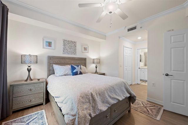 17704 GAWTHROP DR 201, Bradenton, FL 34211