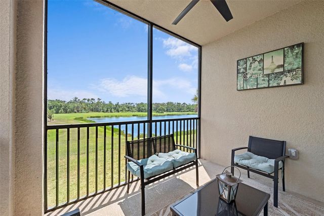 17704 GAWTHROP DR 201, Bradenton, FL 34211