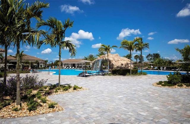 17704 GAWTHROP DR 201, Bradenton, FL 34211