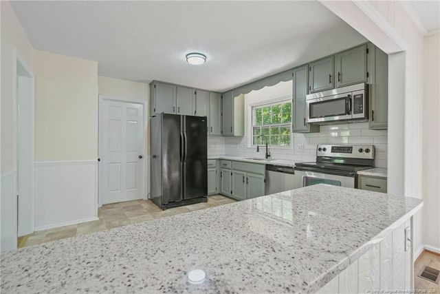 541 Hilliard Drive, Fayetteville, NC 28311