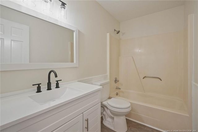 541 Hilliard Drive, Fayetteville, NC 28311