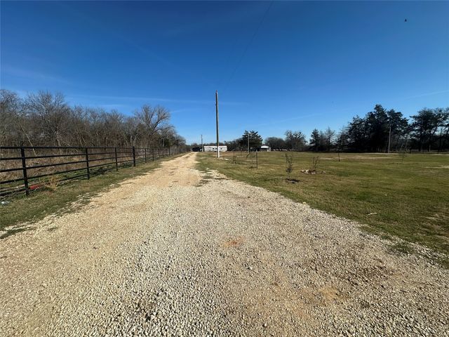 2441 Lcr 486, Mexia, TX 76667