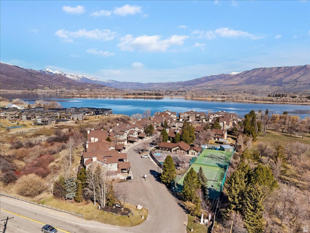 Image 21 of property listing at 6486 E HIGHWAY 39 #39, Huntsville, UT 84317