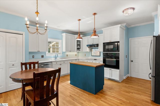 308 Meadow Tree Court, Travelers Rest, SC 29690
