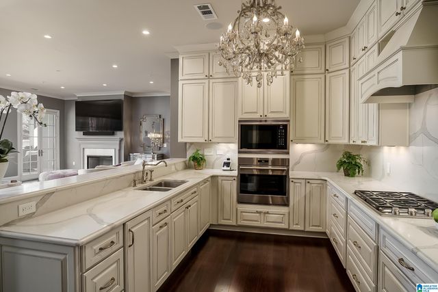 2400 Cahaba Rd Ste 260, Mountain Brook, AL 35223