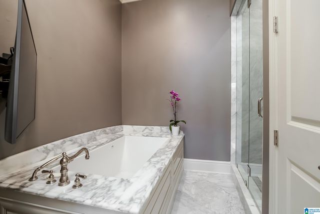 2400 Cahaba Rd Ste 260, Mountain Brook, AL 35223