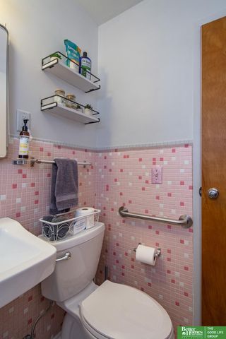 3501 S 67 Street, Omaha, NE 68106