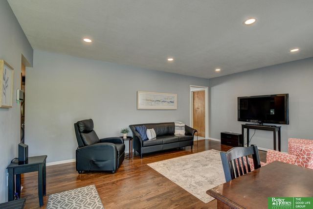 3501 S 67 Street, Omaha, NE 68106