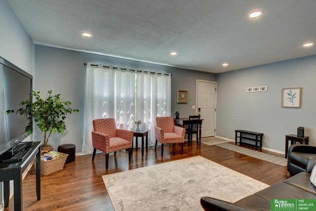 3501 S 67 Street, Omaha, NE 68106