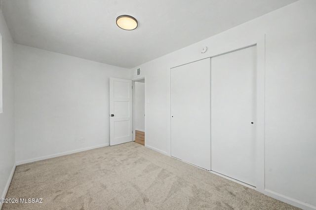 1322 N Rosemont Boulevard, Tucson, AZ 85712