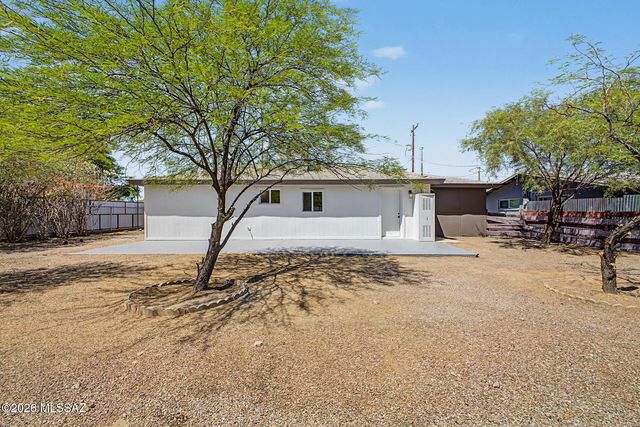 1322 N Rosemont Boulevard, Tucson, AZ 85712