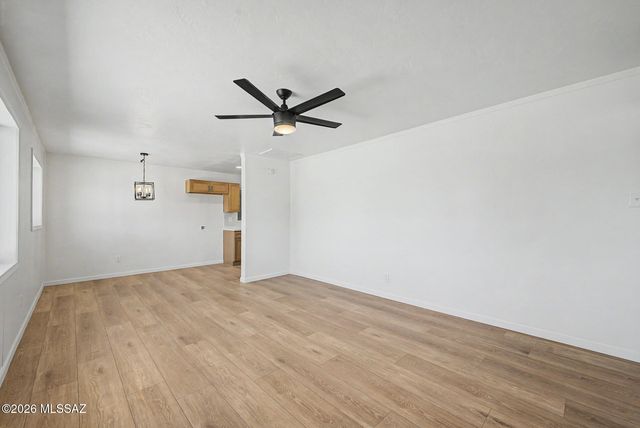 1322 N Rosemont Boulevard, Tucson, AZ 85712