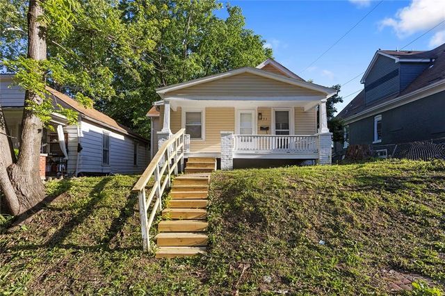 751 Simspon Avenue, Kansas City, KS 66101
