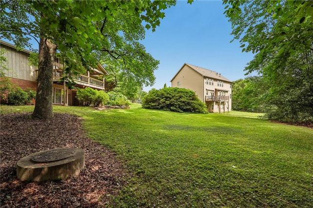 5316 Corsham Court SW, Lilburn, GA 30047