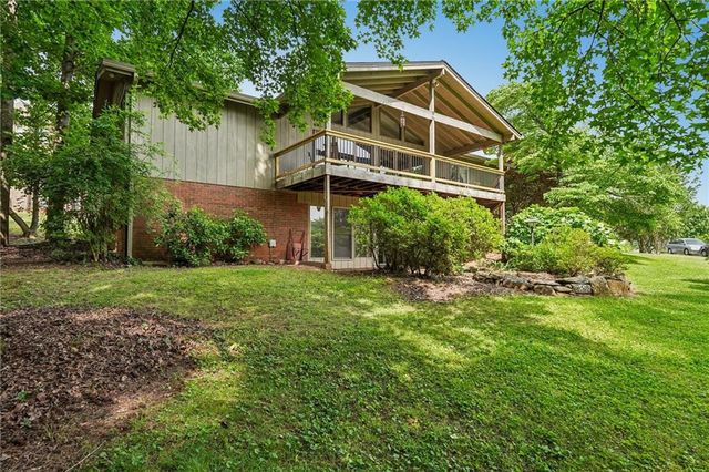 5316 Corsham Court SW, Lilburn, GA 30047
