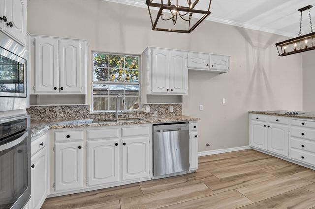4925 Courtside Drive, Fort Worth, TX 76133