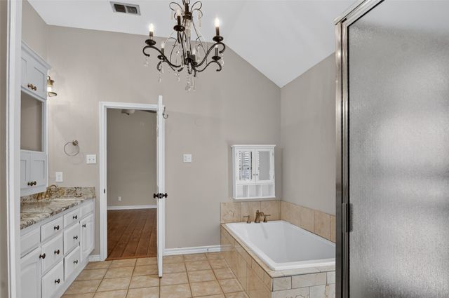 4925 Courtside Drive, Fort Worth, TX 76133