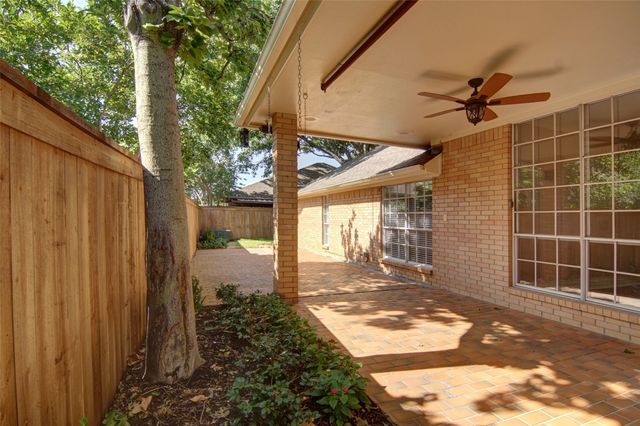 4925 Courtside Drive, Fort Worth, TX 76133