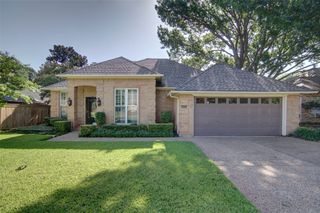 4925 Courtside Drive, Fort Worth, TX 76133