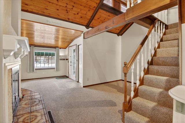 289 Lyon Lake Road, Fredonia Twp, MI 49068