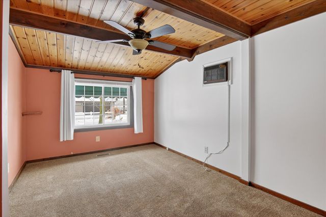 289 Lyon Lake Road, Fredonia Twp, MI 49068