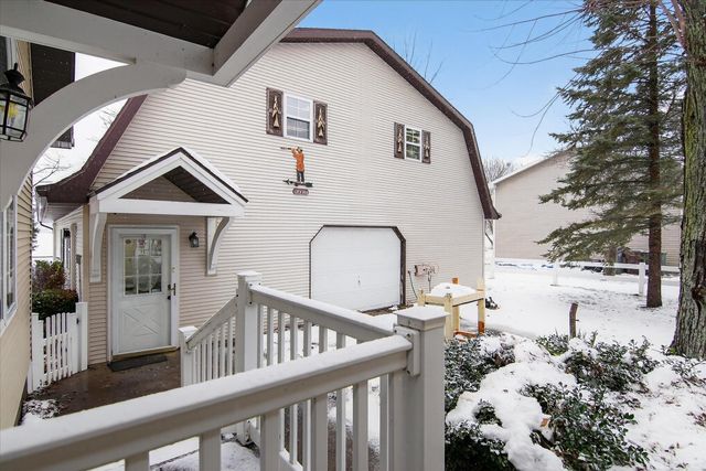 289 Lyon Lake Road, Fredonia Twp, MI 49068