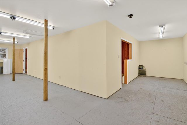 289 Lyon Lake Road, Fredonia Twp, MI 49068