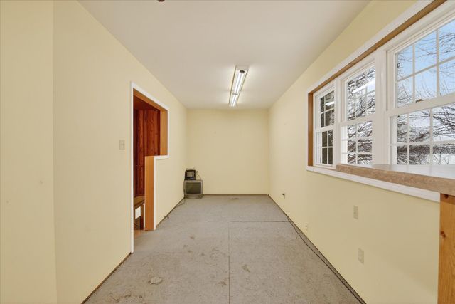 289 Lyon Lake Road, Fredonia Twp, MI 49068