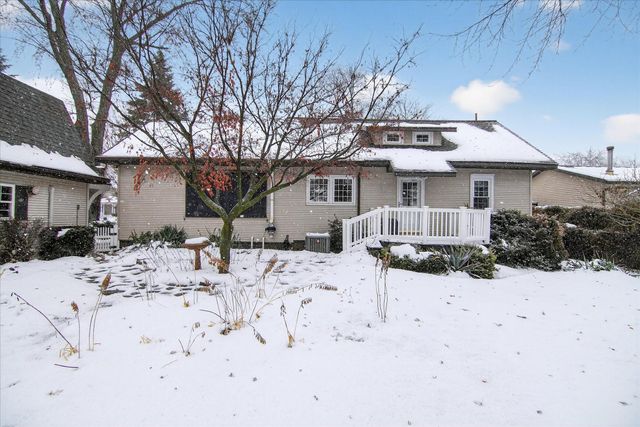 289 Lyon Lake Road, Fredonia Twp, MI 49068