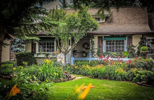 289 Lyon Lake Road, Fredonia Twp, MI 49068