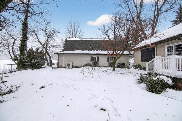 289 Lyon Lake Road, Fredonia Twp, MI 49068