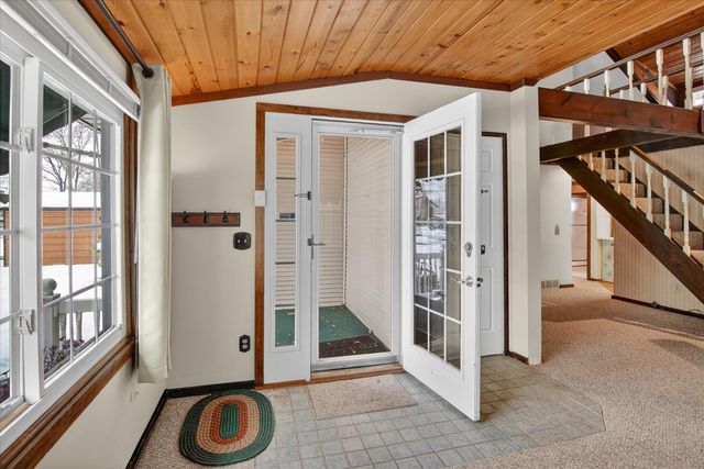 289 Lyon Lake Road, Fredonia Twp, MI 49068