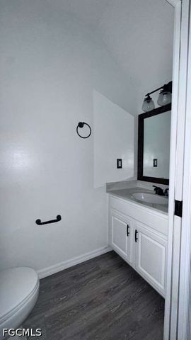 8239 Pacific Beach DR, Fort Myers, FL 33966