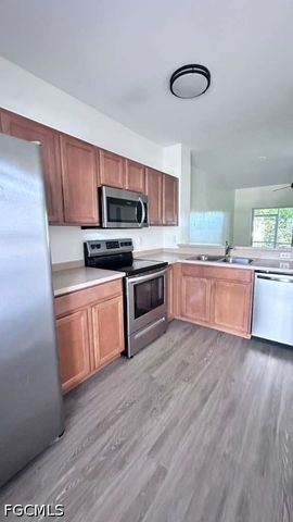 8239 Pacific Beach DR, Fort Myers, FL 33966