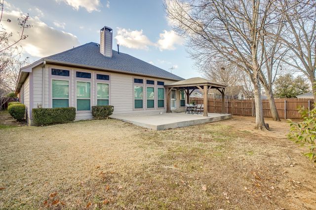 6425 Greenbriar Lane, Fort Worth, TX 76132