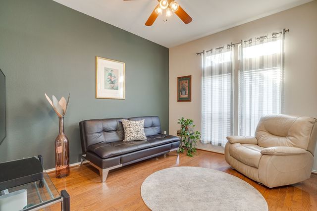 6425 Greenbriar Lane, Fort Worth, TX 76132