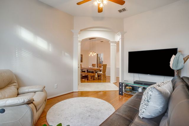 6425 Greenbriar Lane, Fort Worth, TX 76132