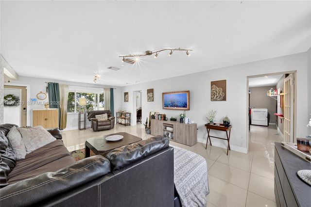 10141 SW 46th Street, Miami, FL 33165