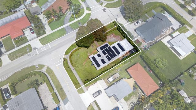 10141 SW 46th Street, Miami, FL 33165