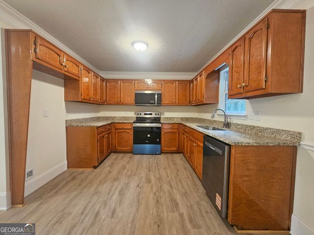 521 Shaggy Hickory Trail, Palmetto, GA 30268