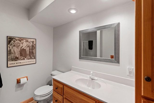 715 HICKORY VALLEY COURT, De Pere, WI 54115